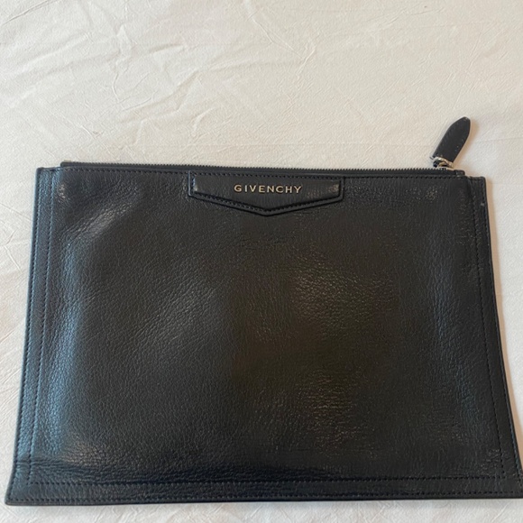 Authentic Givenchy Antigona Pouch / Clutch - Picture 2 of 3